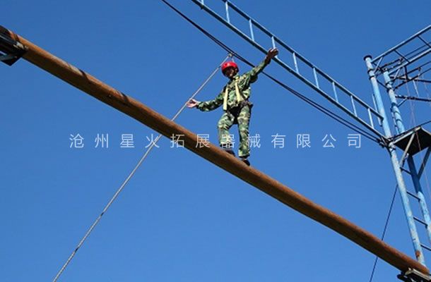 高空拓展器材，高空拓展训练架